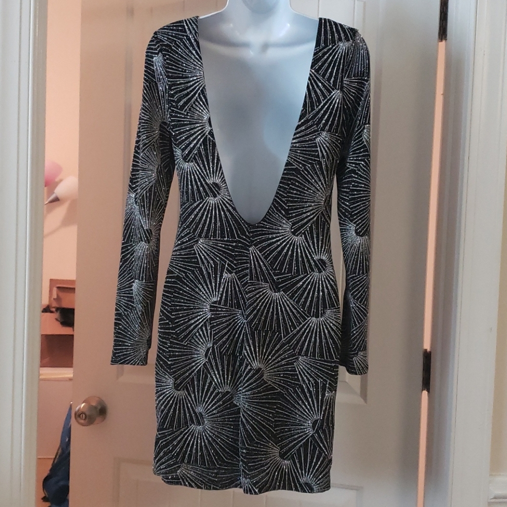 NEW Backless Sparkly Formal Long Sleeve Dress